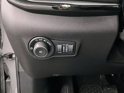 Used 2024 Jeep Compass Trailhawk w/ Trailhawk Elite Group AWD/4WD image 39