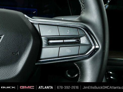 Certified 2025 Chevrolet Tahoe LT AWD/4WD image 11