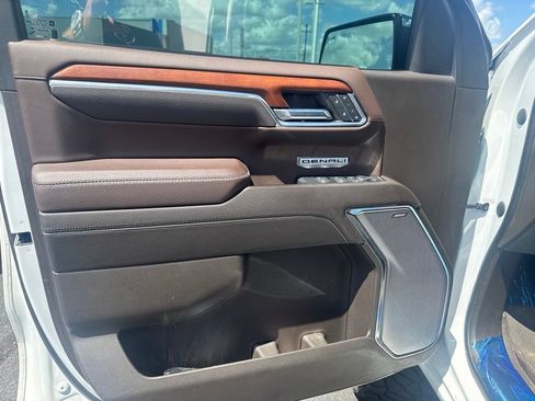 Used 2022 GMC Sierra 1500 Denali AWD/4WD image 7