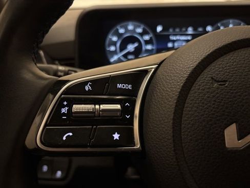 Certified 2024 Kia Seltos S FWD image 14