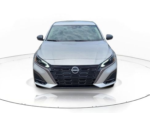 New 2026 Nissan Altima 2.5 SV FWD image 2