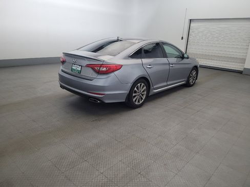 Used 2017 Hyundai Sonata Limited w/ Tech Package 03 FWD image 9