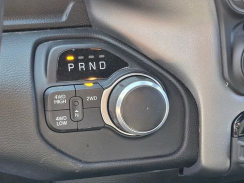Used 2024 RAM 2500 Big Horn AWD/4WD image 26