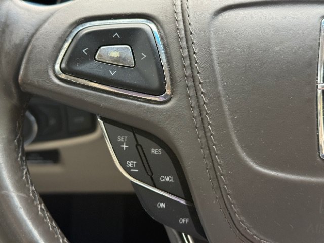 Used 2019 Lincoln MKZ Premiere FWD image 28