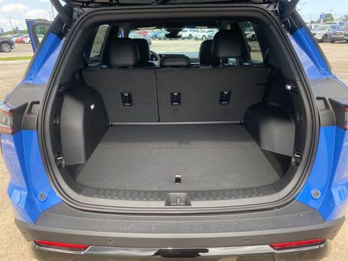 New 2026 Chevrolet Equinox RS w/ Convenience Package III FWD image 24