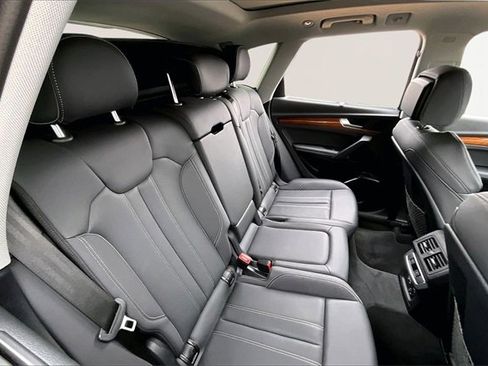 Used 2022 Audi Q5 2.0T Premium Plus w/ Premium Plus Package image 29