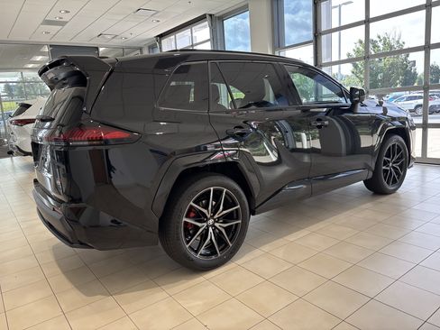 Used 2026 Toyota RAV4 AWD Plug-in Hybrid image 5