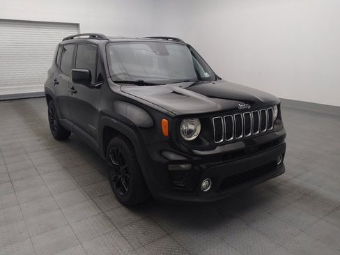 Used 2021 Jeep Renegade Latitude FWD image 13