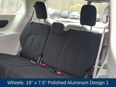 Used 2021 Chrysler Pacifica Touring AWD/4WD image 20
