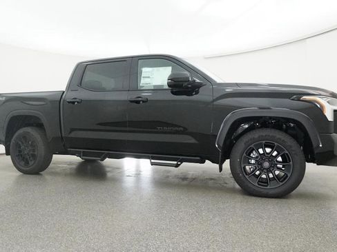 New 2026 Toyota Tundra Limited AWD/4WD image 18