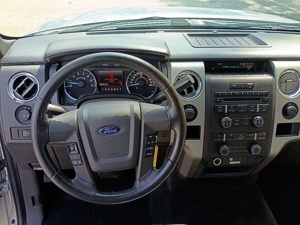 Used 2011 Ford F150 XLT w/ XLT Chrome Pkg AWD/4WD image 11