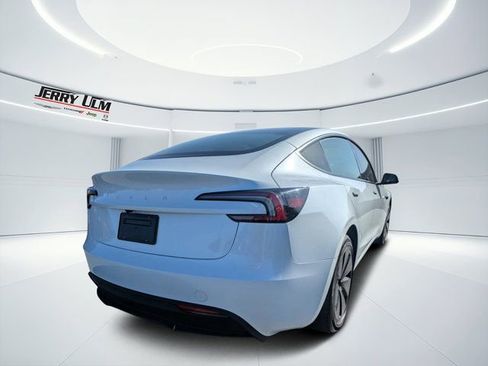 Used 2025 Tesla Model 3 Long Range image 3