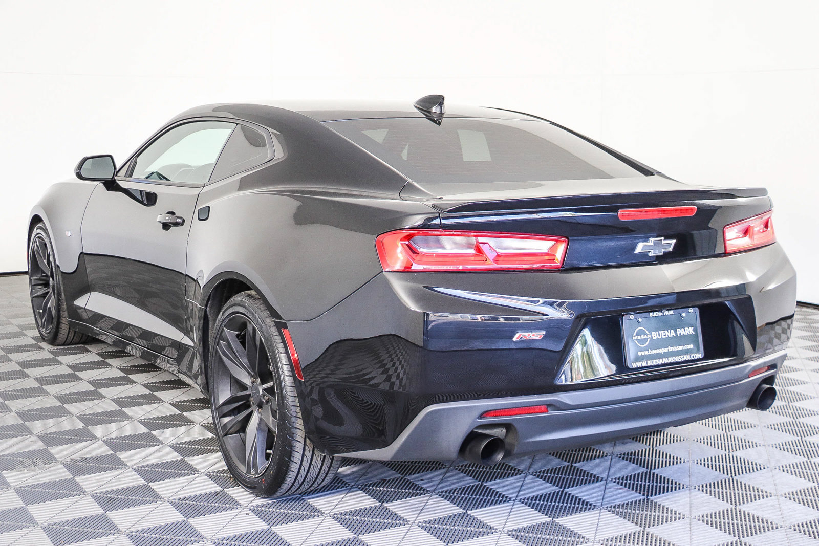 Used 2016 Chevrolet Camaro LT w/ RS Package RWD image 6