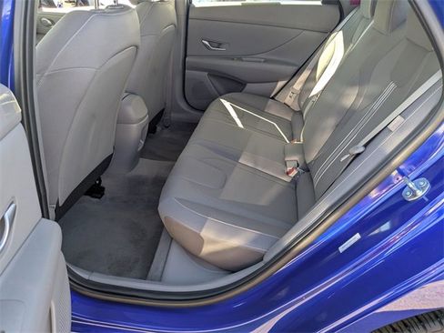 Used 2025 Hyundai Elantra Sport image 29