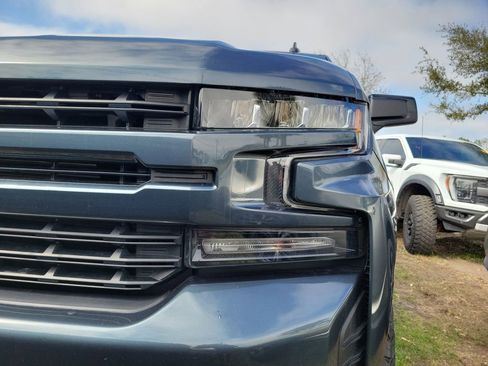 Used 2021 Chevrolet Silverado 1500 RST image 2