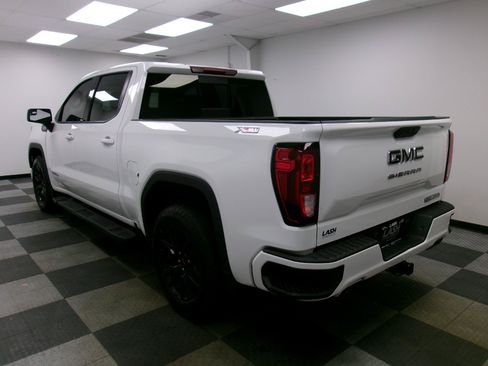 Used 2023 GMC Sierra 1500 Elevation w/ Preferred Package AWD/4WD image 2