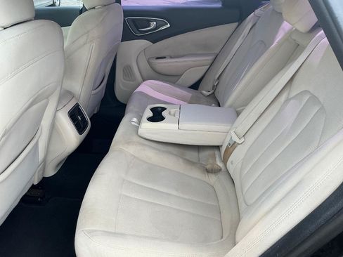 Used 2015 Chrysler 200 Limited w/ Convenience Group FWD image 13