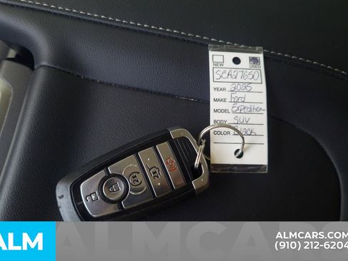 Used 2025 Ford Expedition Max Platinum AWD/4WD image 19