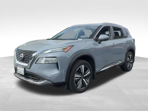 Used 2023 Nissan Rogue SL w/ SL Premium Package FWD image 1