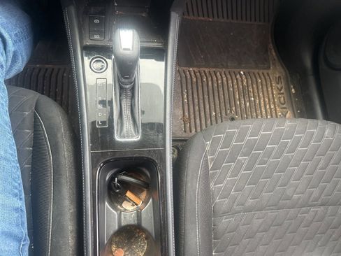 Certified 2022 Nissan Kicks SV image 16