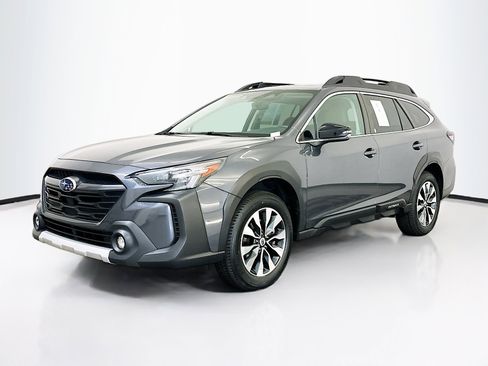 Used 2024 Subaru Outback Limited AWD/4WD image 3