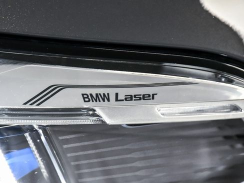 Used 2023 BMW X6 M50i w/ Executive Package image 78