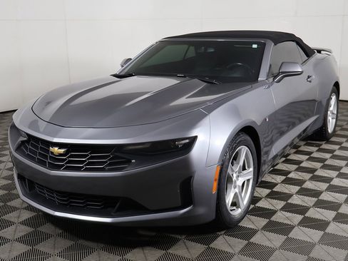 Used 2020 Chevrolet Camaro LT image 5