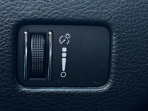 Used 2019 Dodge Grand Caravan SE w/ UConnect Hands-Free Group FWD image 52