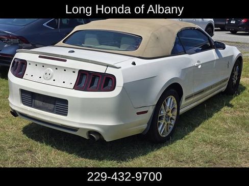 Used 2013 Ford Mustang Premium RWD image 2