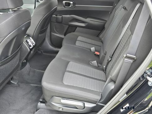 Certified 2026 Kia Sorento LX FWD image 11