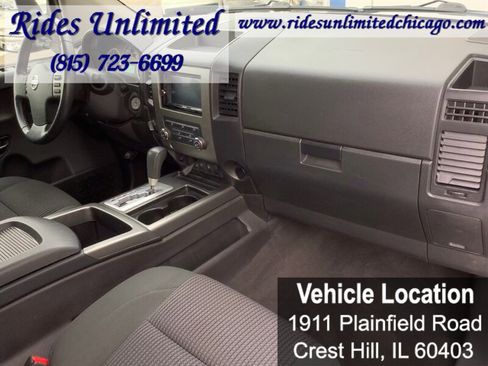 Used 2010 Nissan Titan SE w/ SE Value Truck Pkg image 34
