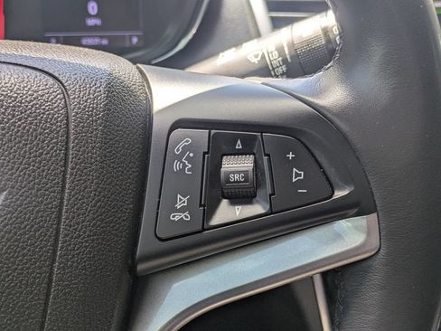 Used 2020 Chevrolet Trax Premier FWD image 26