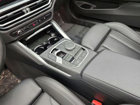 Used 2024 BMW M440i Convertible w/ Premium Package RWD image 11