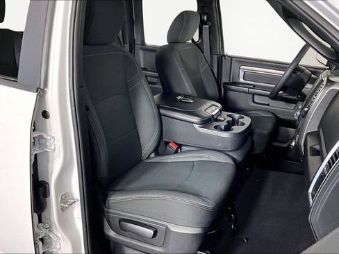 Used 2024 RAM 1500 Classic Warlock w/ Electronics Group RWD image 28