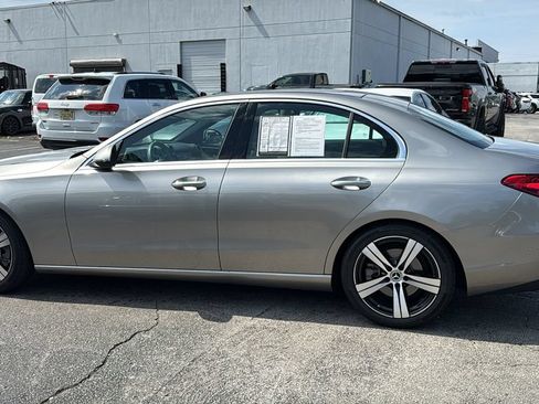 Used 2022 Mercedes-Benz C 300 Sedan image 6