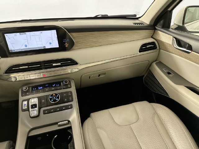 Used 2022 Hyundai Palisade Limited AWD/4WD image 27