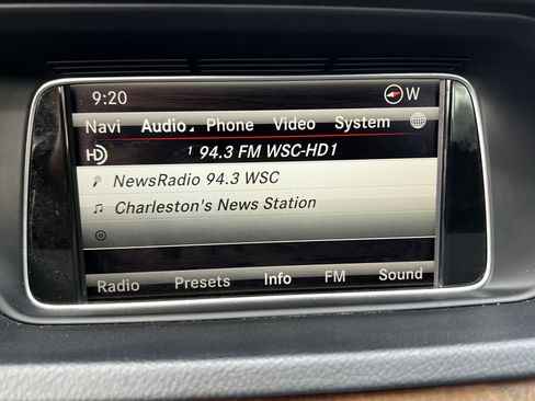 Used 2014 Mercedes-Benz E 350 4MATIC Wagon image 23