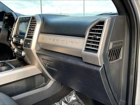 Used 2020 Ford F250 Platinum w/ FX4 Off-Road Package image 20