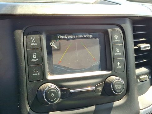 Used 2021 RAM 2500 Big Horn image 17