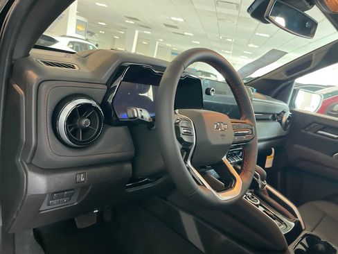 New 2025 Chevrolet Colorado Z71 w/ Z71 Convenience Package 2 image 7