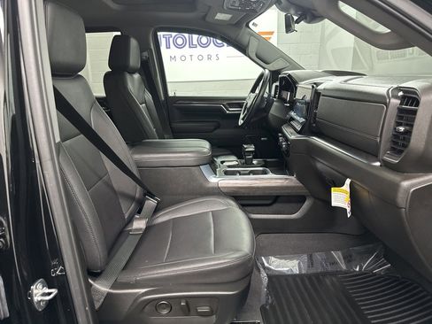 Used 2024 Chevrolet Silverado 1500 LTZ w/ LTZ Premium Package image 20