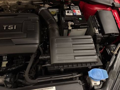 Used 2015 Volkswagen GTI S FWD image 24