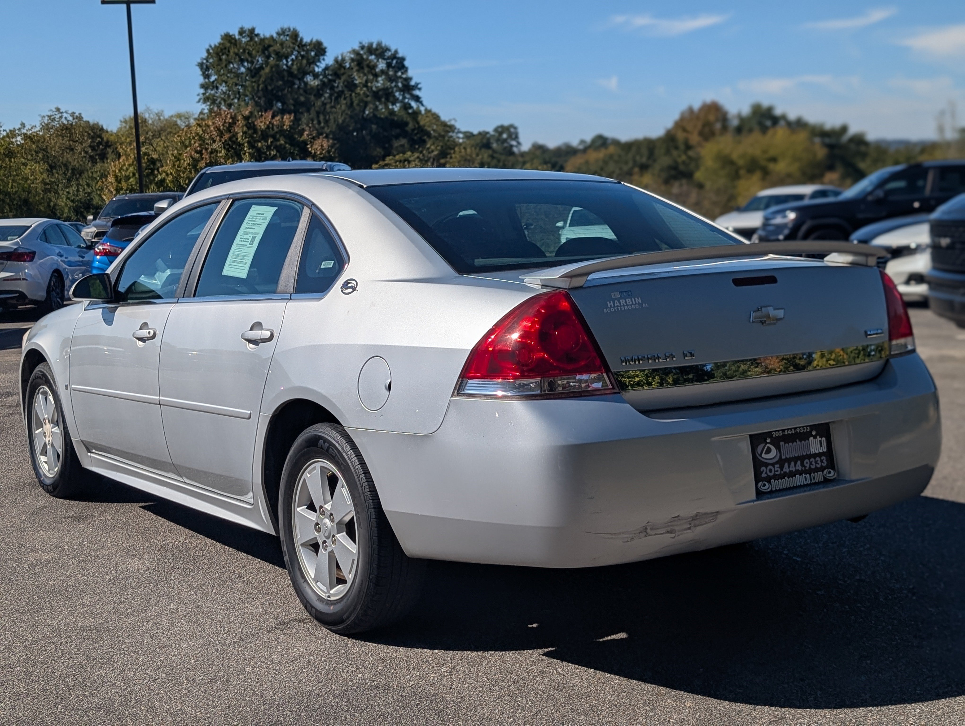 Used 2009 Chevrolet Impala LT FWD image 4