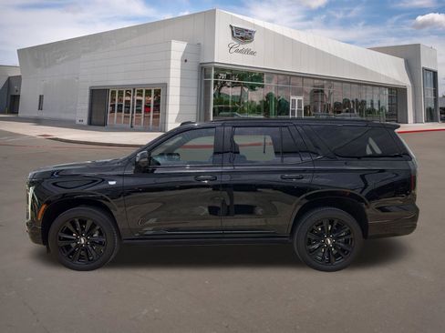 Certified 2025 Cadillac Escalade Sport AWD/4WD image 3