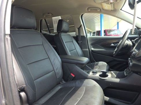 Used 2018 GMC Terrain Denali w/ Driver Alert Package II AWD/4WD image 14