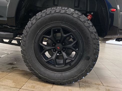 New 2026 Ford F150 Lariat w/ Equipment Group 502A High image 40