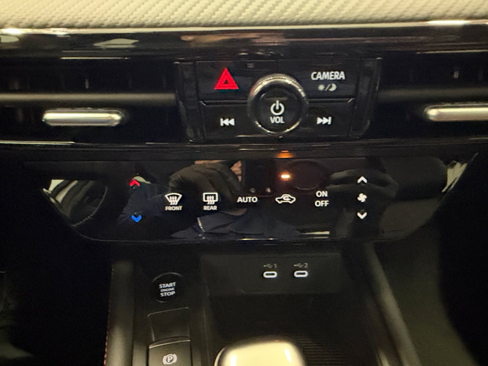 Used 2026 Nissan Kicks SR FWD image 32