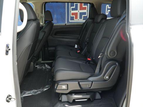 New 2026 Honda Odyssey EX-L image 19