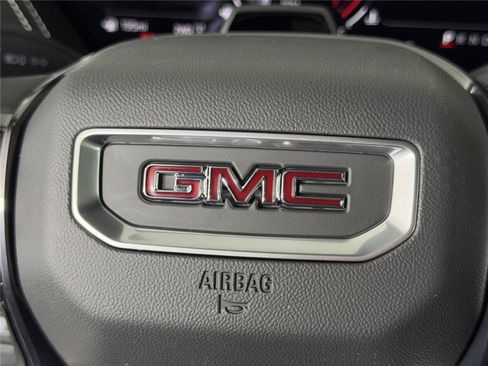 New 2026 GMC Yukon AT4 Ultimate w/ LPO, Floor Liner Package AWD/4WD image 29