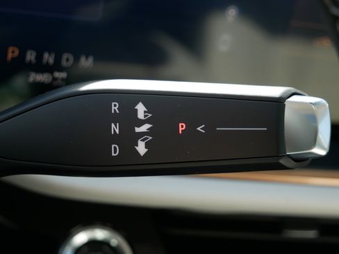 New 2026 Buick Envision Avenir image 9